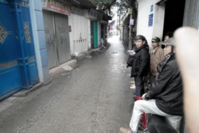 Kinh hoàng cảnh sát giao thông bị đánh, cướp tài sản
